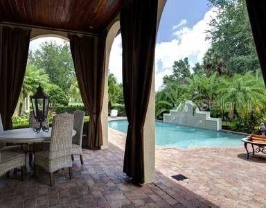 На продажу: $2,790,000 (6 спален, 5 ванн, 5320 Квадратных фут)