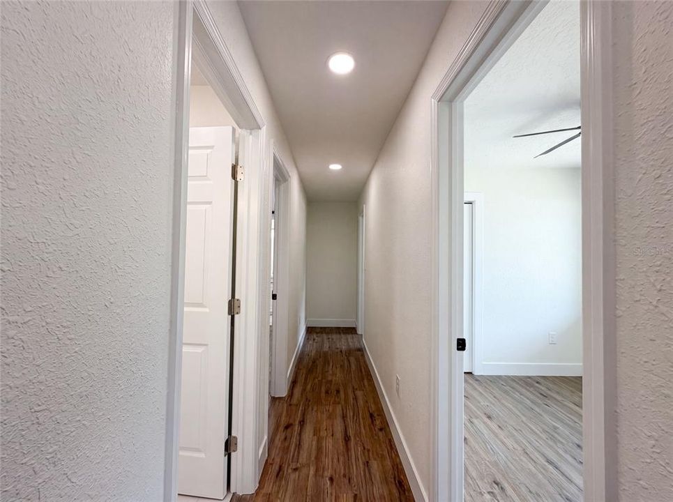 En Venta: $301,000 (3 camas, 2 baños, 1097 Pies cuadrados)