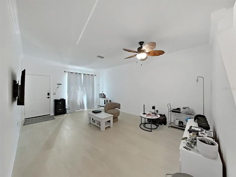 For Rent: $2,295 (2 beds, 2 baths, 1412 Square Feet)