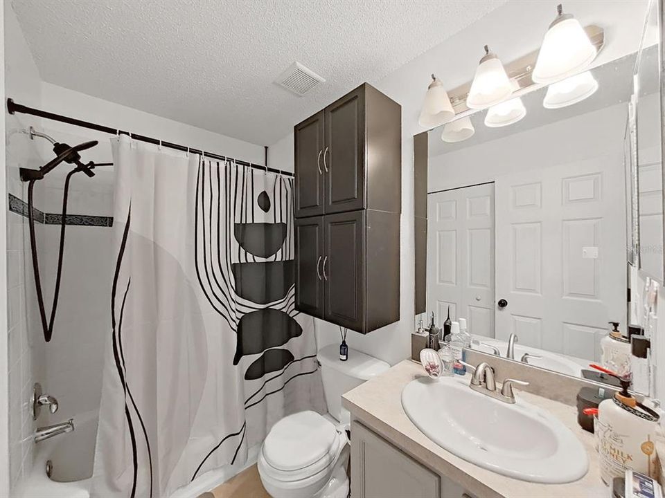 For Rent: $2,295 (2 beds, 2 baths, 1412 Square Feet)