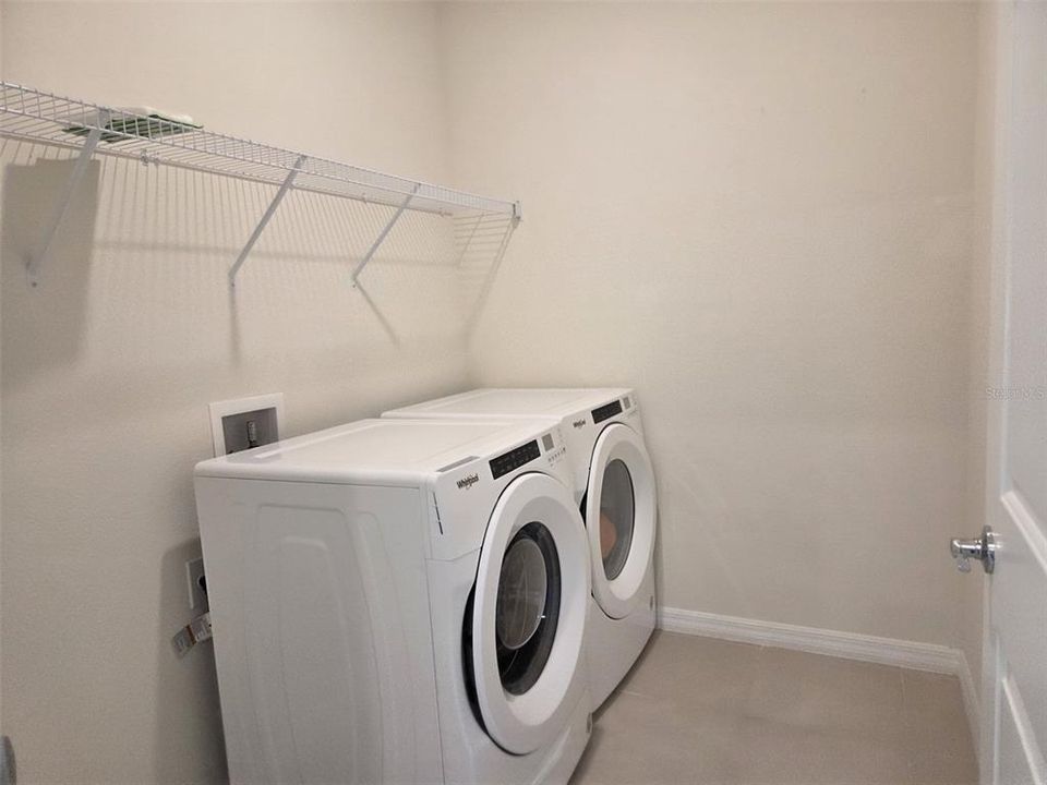 В аренду: $2,500 (3 спален, 2 ванн, 1821 Квадратных фут)