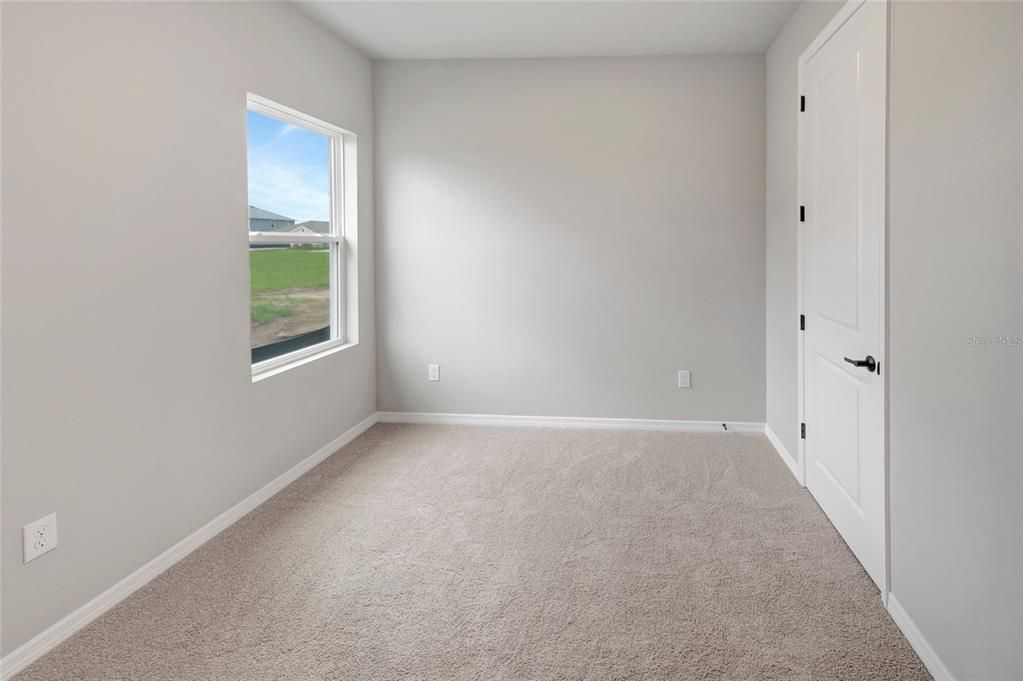 Activo con contrato: $474,990 (3 camas, 2 baños, 2123 Pies cuadrados)