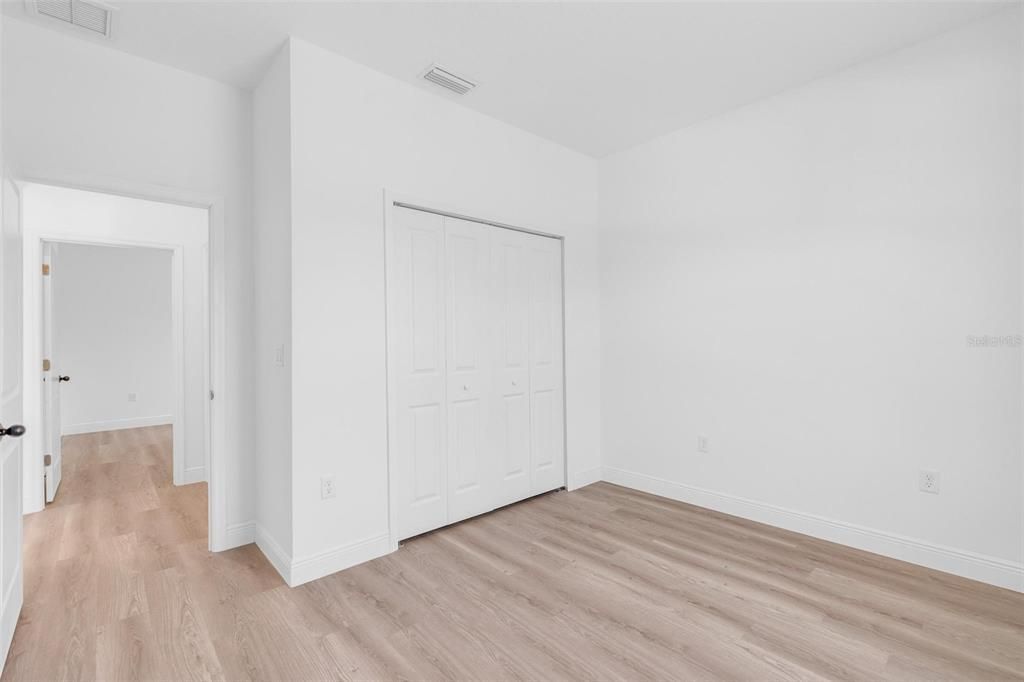 En Venta: $277,000 (4 camas, 2 baños, 1580 Pies cuadrados)
