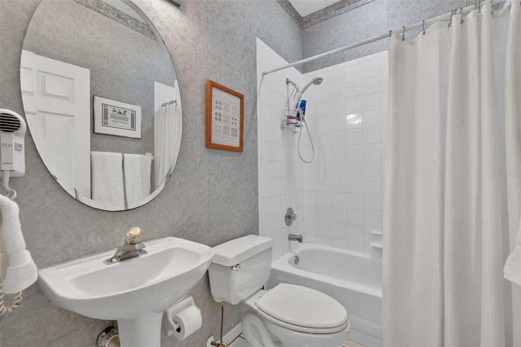 На продажу: $975,000 (4 спален, 3 ванн, 3116 Квадратных фут)