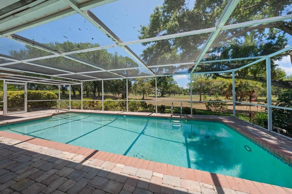 En Venta: $839,000 (4 camas, 3 baños, 2074 Pies cuadrados)
