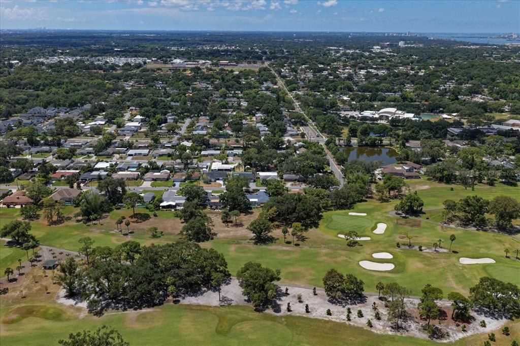 En Venta: $839,000 (4 camas, 3 baños, 2074 Pies cuadrados)