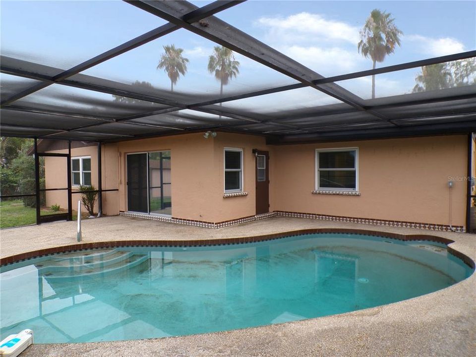 En Venta: $405,000 (3 camas, 2 baños, 1498 Pies cuadrados)