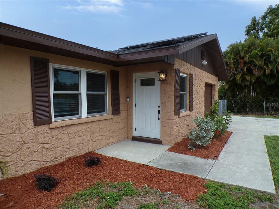 En Venta: $405,000 (3 camas, 2 baños, 1498 Pies cuadrados)