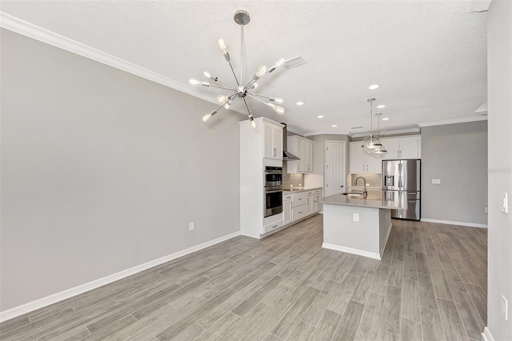 В аренду: $4,200 (4 спален, 3 ванн, 2307 Квадратных фут)