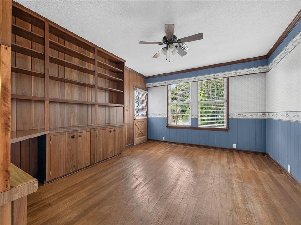 На продажу: $1,600,000 (7 спален, 6 ванн, 5878 Квадратных фут)