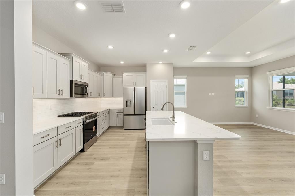 For Sale: $415,375 (3 beds, 2 baths, 1967 Square Feet)