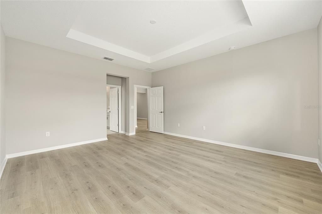 For Sale: $415,375 (3 beds, 2 baths, 1967 Square Feet)