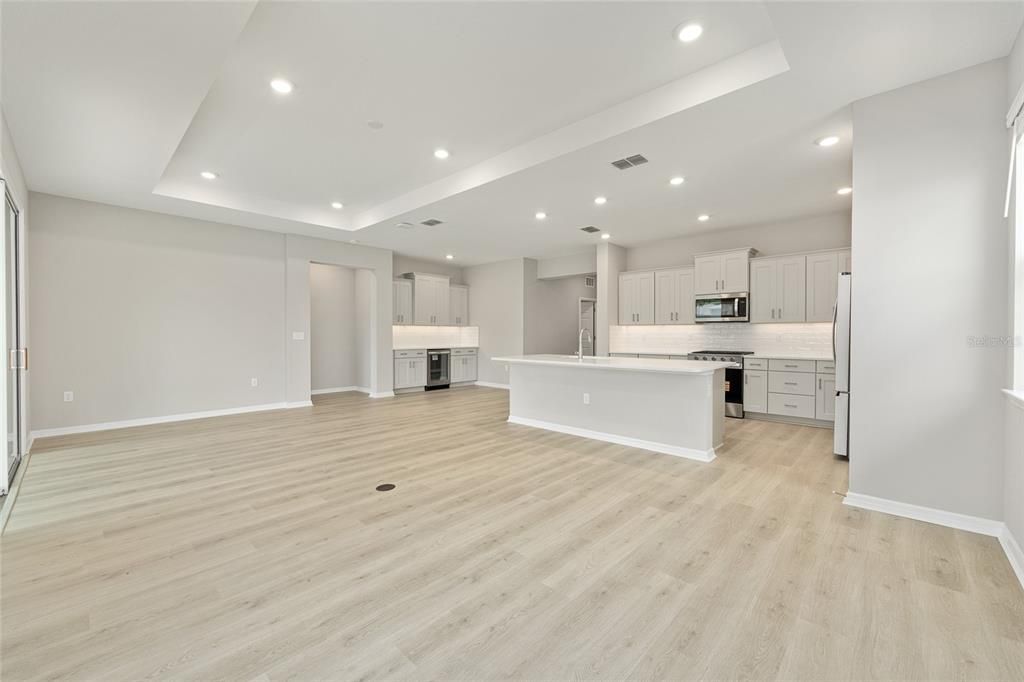 For Sale: $415,375 (3 beds, 2 baths, 1967 Square Feet)