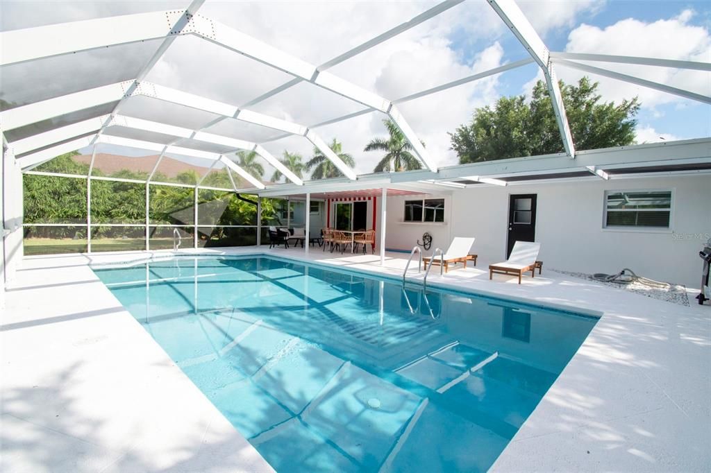 En Venta: $674,900 (3 camas, 2 baños, 1647 Pies cuadrados)