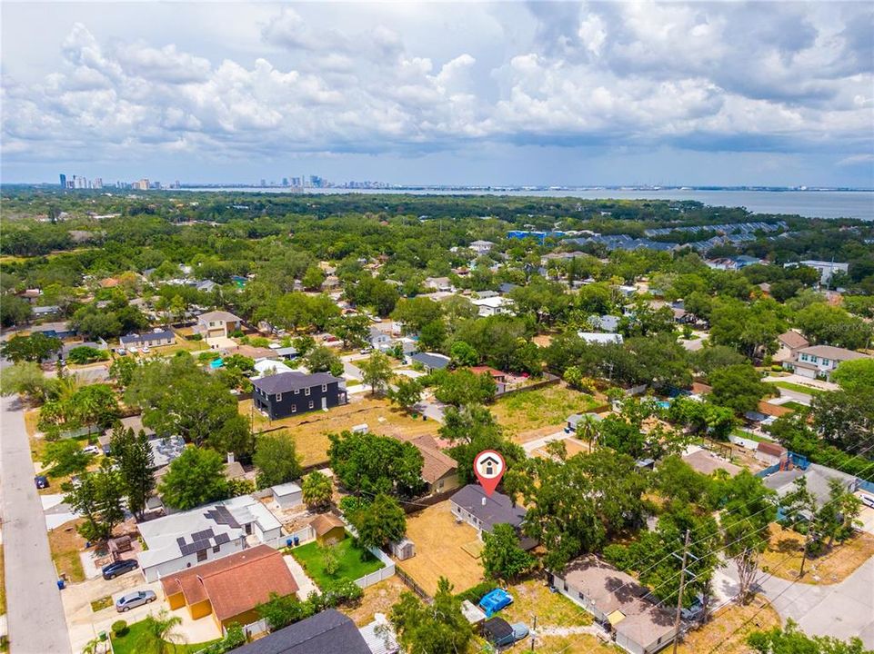 На продажу: $399,900 (3 спален, 2 ванн, 1240 Квадратных фут)