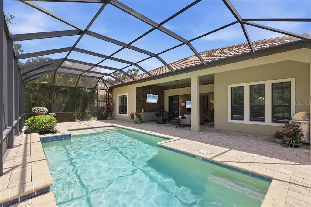 Activo con contrato: $1,150,000 (4 camas, 3 baños, 2665 Pies cuadrados)