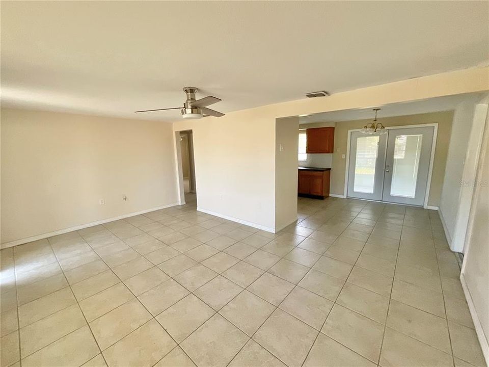 В аренду: $1,475 (2 спален, 1 ванн, 816 Квадратных фут)