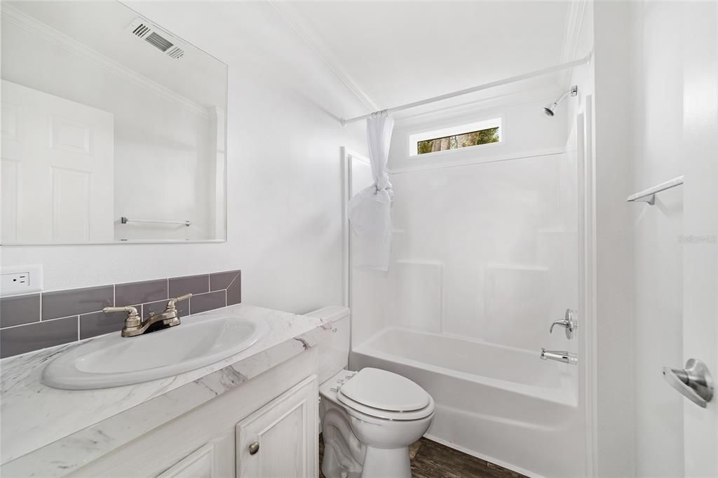 For Sale: $265,000 (4 beds, 2 baths, 1792 Square Feet)