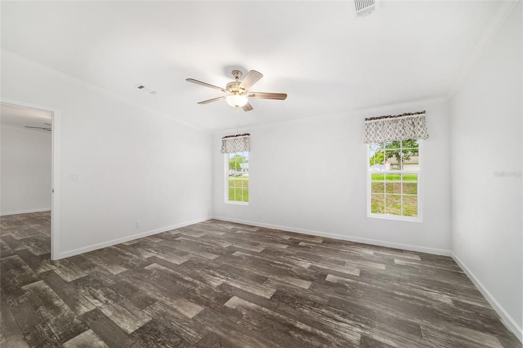 For Sale: $265,000 (4 beds, 2 baths, 1792 Square Feet)