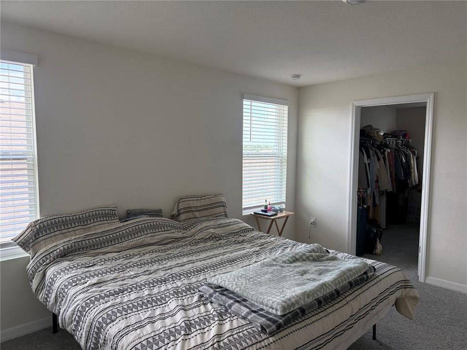 En Renta: $2,500 (4 camas, 2 baños, 2325 Pies cuadrados)