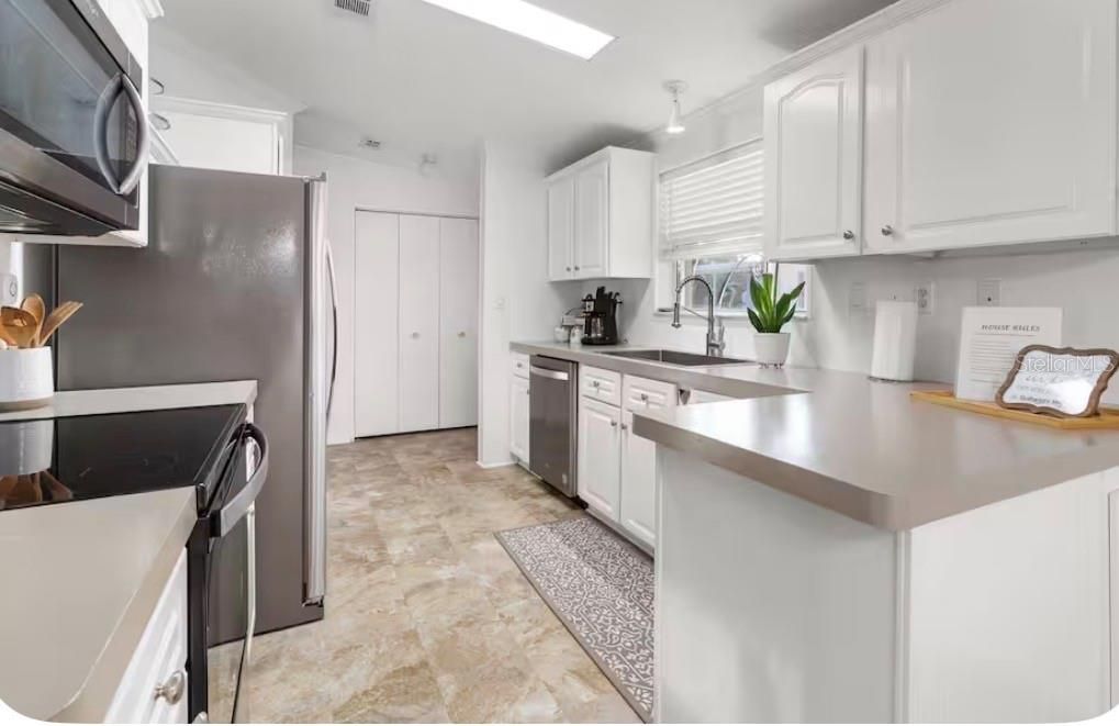 En Venta: $535,000 (3 camas, 2 baños, 1404 Pies cuadrados)