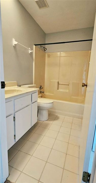 En Venta: $310,000 (2 camas, 2 baños, 1128 Pies cuadrados)