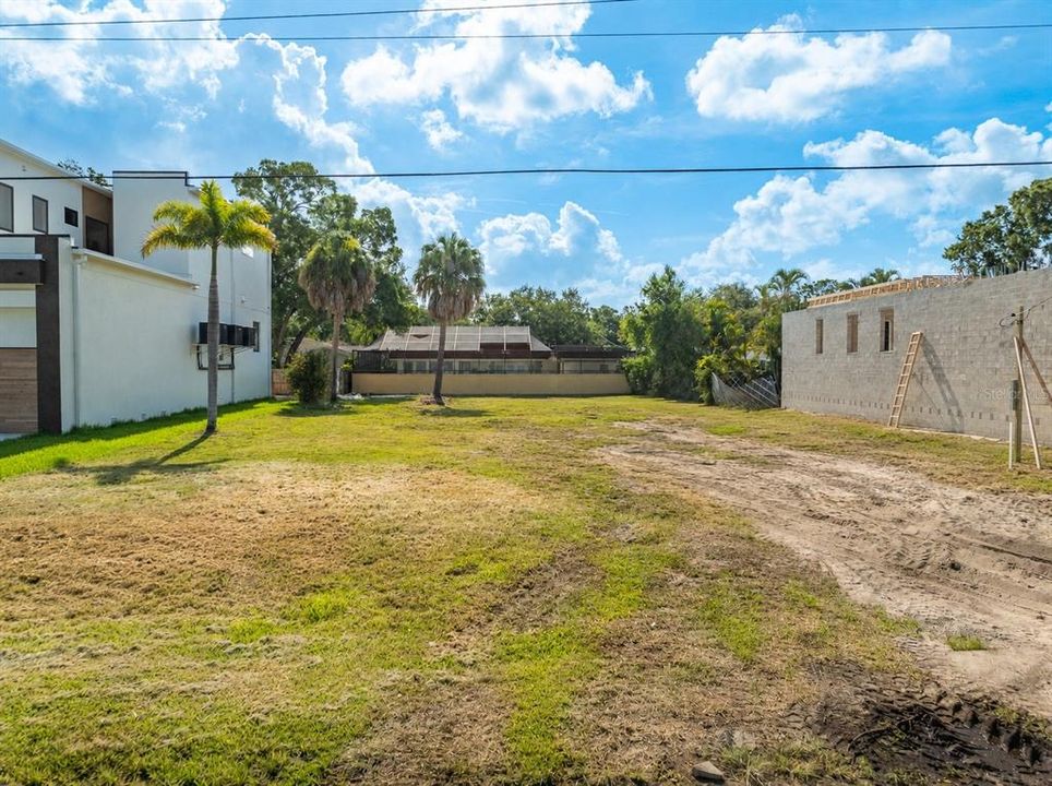 For Sale: $825,000 (0.22 acres)