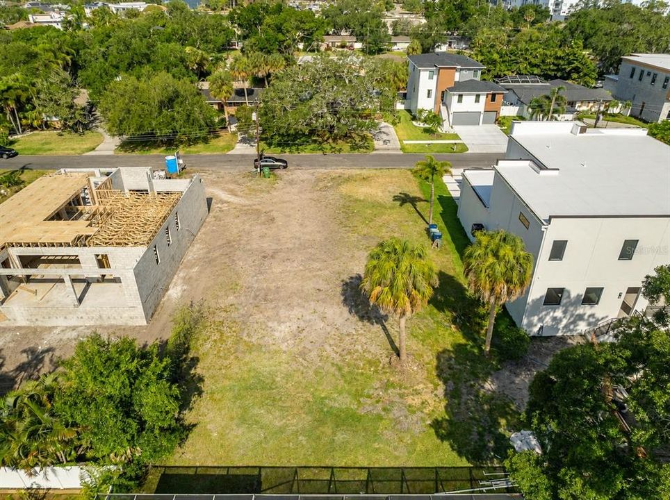 For Sale: $825,000 (0.22 acres)