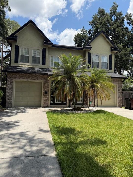 For Rent: $4,500 (2 beds, 2 baths, 2150 Square Feet)