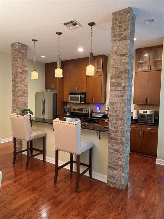 For Rent: $4,500 (2 beds, 2 baths, 2150 Square Feet)