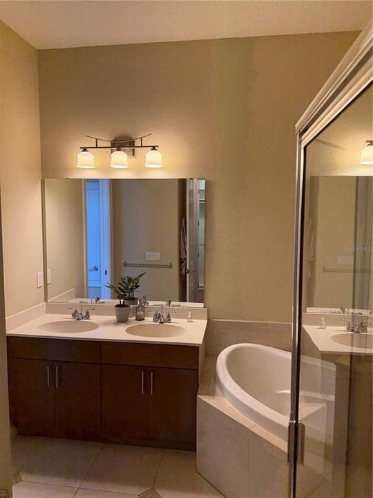 For Rent: $4,500 (2 beds, 2 baths, 2150 Square Feet)