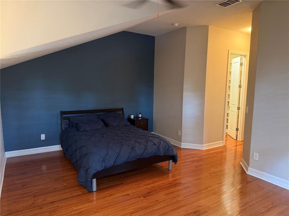 For Rent: $4,500 (2 beds, 2 baths, 2150 Square Feet)