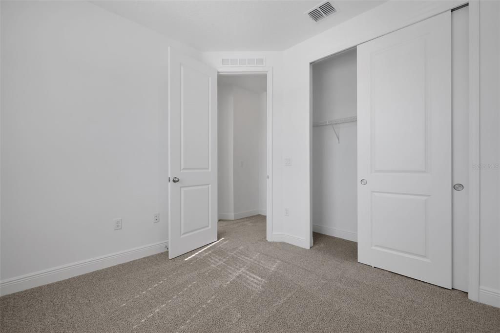 На продажу: $362,990 (3 спален, 2 ванн, 1764 Квадратных фут)