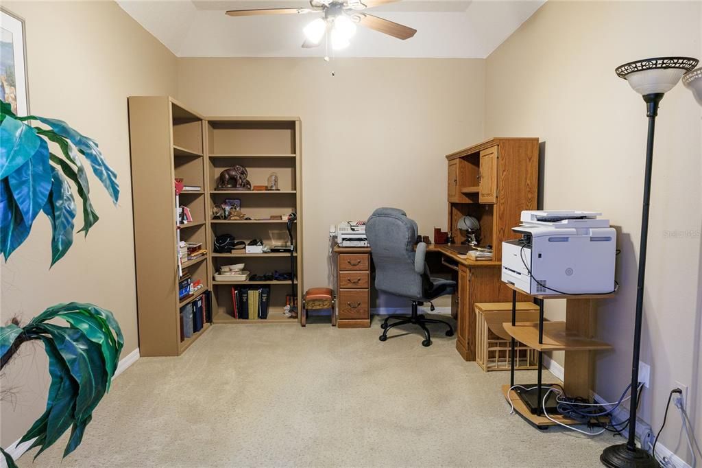 Activo con contrato: $249,900 (2 camas, 2 baños, 1662 Pies cuadrados)
