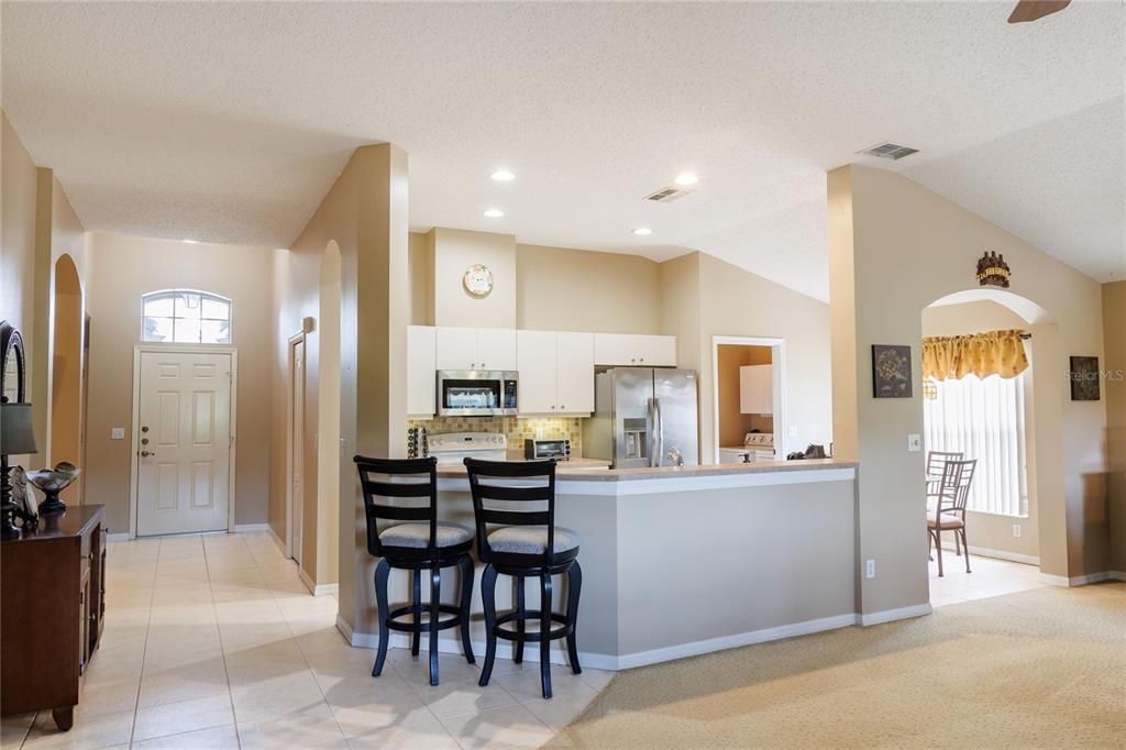 Activo con contrato: $249,900 (2 camas, 2 baños, 1662 Pies cuadrados)
