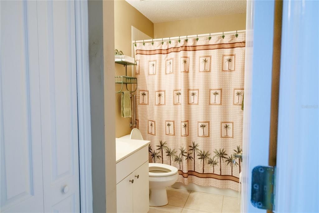 Activo con contrato: $249,900 (2 camas, 2 baños, 1662 Pies cuadrados)