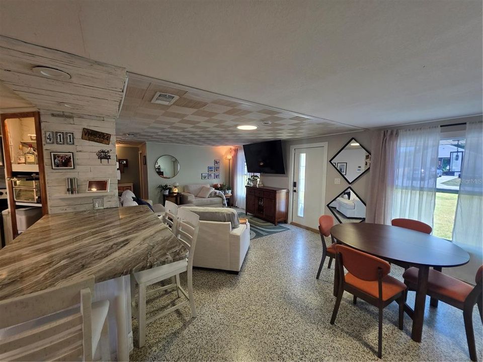 На продажу: $275,000 (3 спален, 2 ванн, 1520 Квадратных фут)