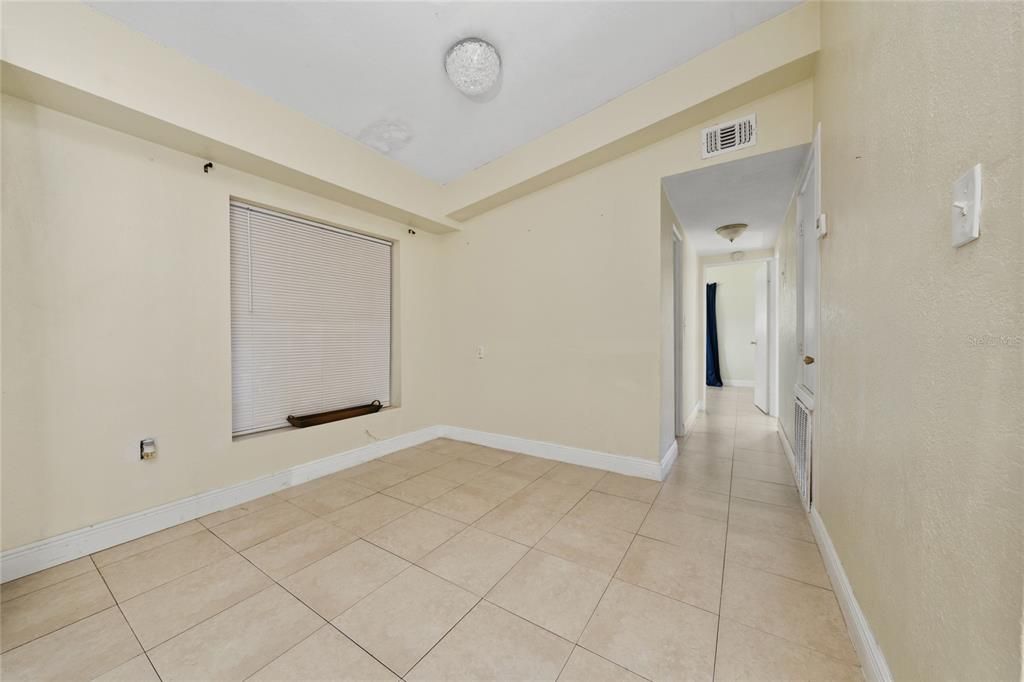 For Sale: $243,000 (3 beds, 1 baths, 1268 Square Feet)