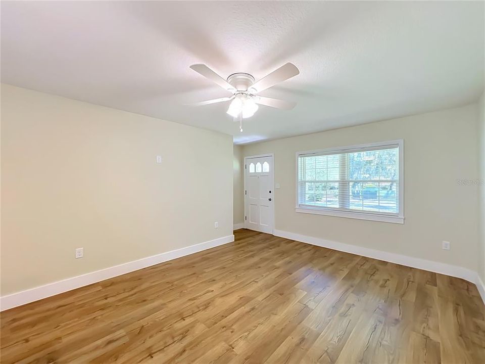 En Venta: $289,000 (2 camas, 1 baños, 1020 Pies cuadrados)