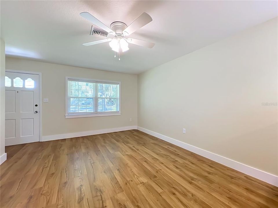 En Venta: $289,000 (2 camas, 1 baños, 1020 Pies cuadrados)