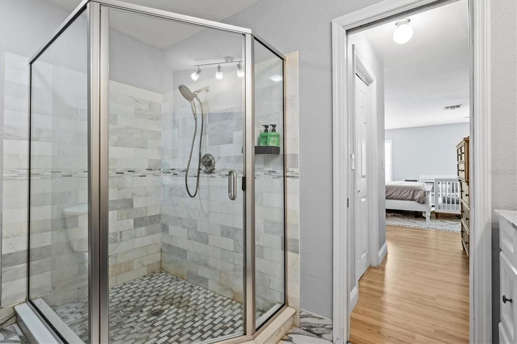 На продажу: $450,000 (3 спален, 2 ванн, 1880 Квадратных фут)