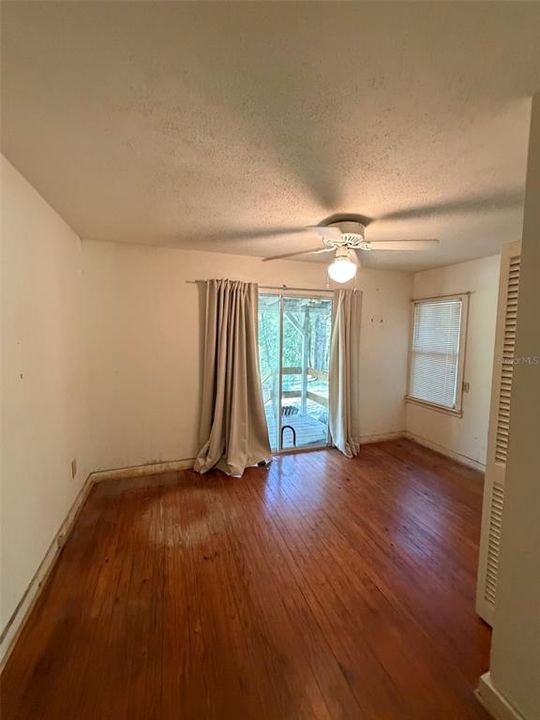 En Venta: $145,000 (2 camas, 1 baños, 988 Pies cuadrados)