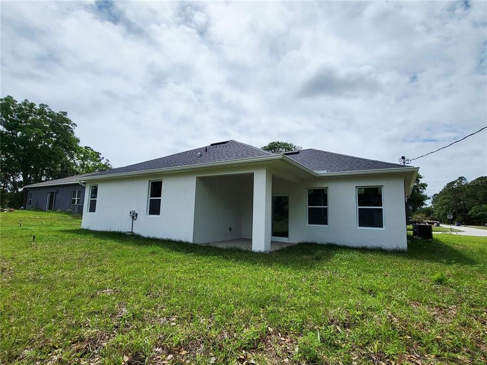 На продажу: $374,999 (3 спален, 2 ванн, 2270 Квадратных фут)