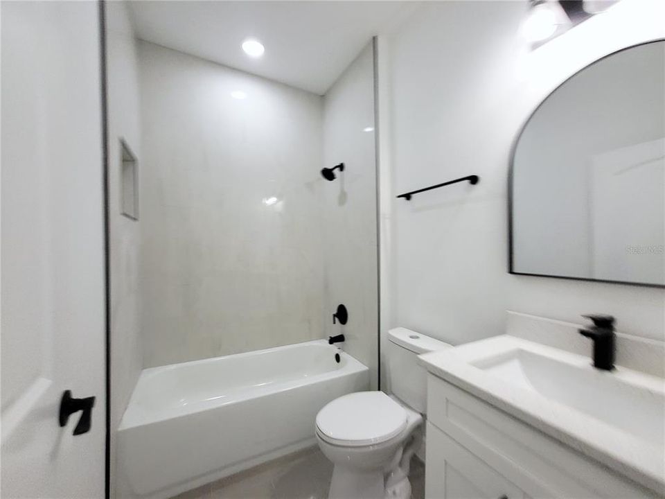 На продажу: $374,999 (3 спален, 2 ванн, 2270 Квадратных фут)