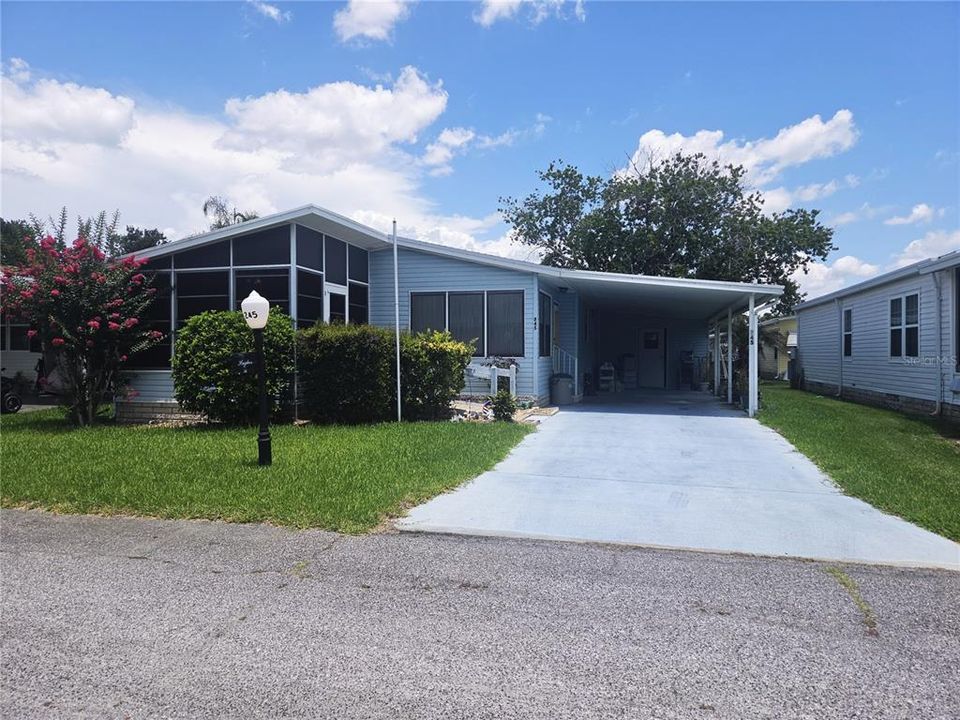 For Sale: $132,900 (2 beds, 2 baths, 1040 Square Feet)