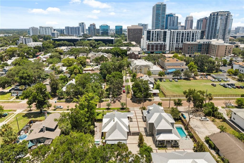 Activo con contrato: $1,049,000 (4 camas, 3 baños, 2634 Pies cuadrados)