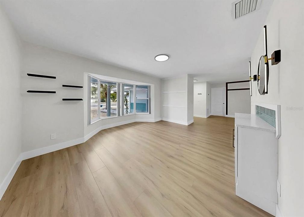 В аренду: $4,100 (3 спален, 2 ванн, 1480 Квадратных фут)