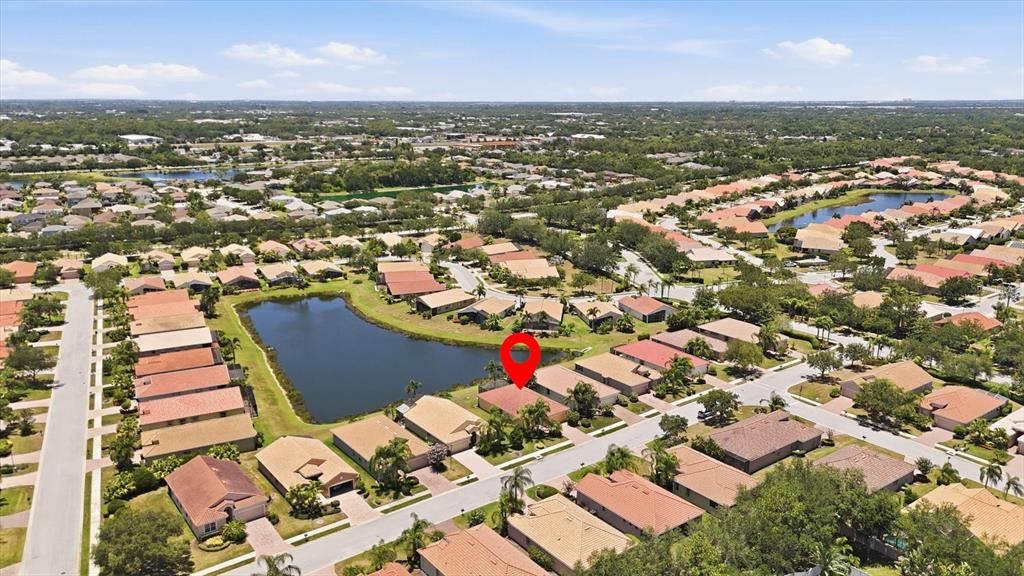 Activo con contrato: $429,900 (2 camas, 2 baños, 1674 Pies cuadrados)