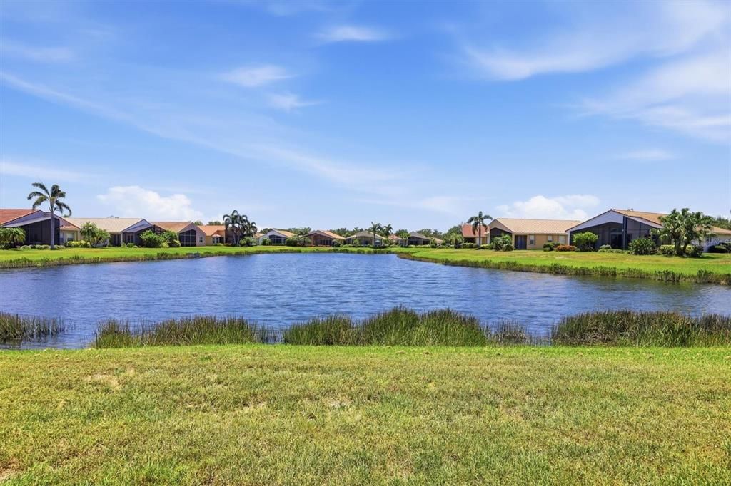 Activo con contrato: $429,900 (2 camas, 2 baños, 1674 Pies cuadrados)