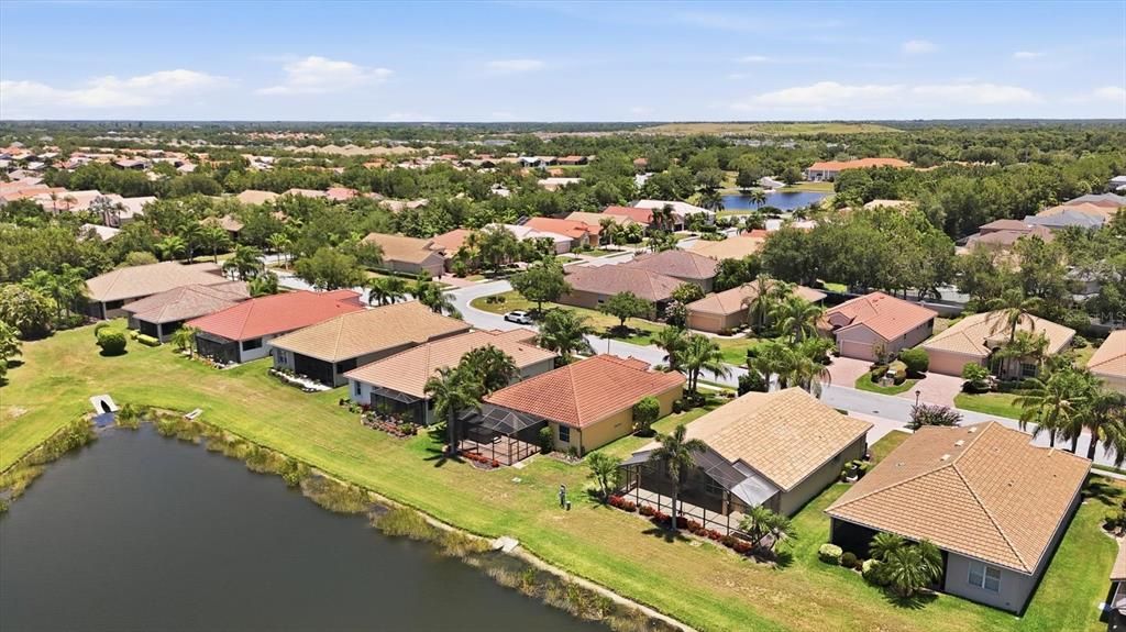 Activo con contrato: $429,900 (2 camas, 2 baños, 1674 Pies cuadrados)